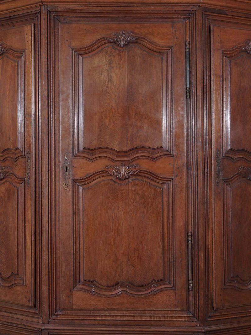18th Century Louis XIV Corner Cabinet - Image 3