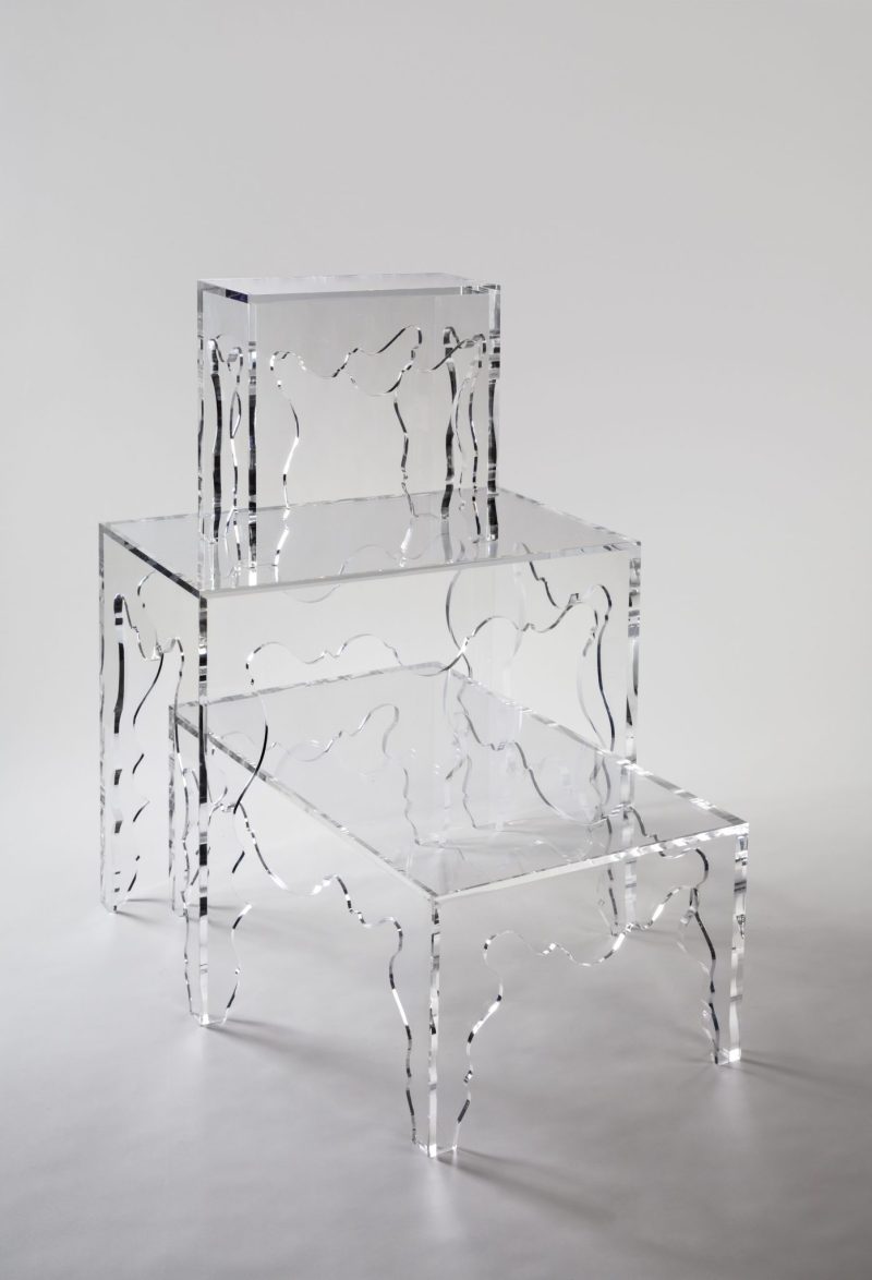 Contemporary Rococo Coffee Table in Acrylic - Image 3