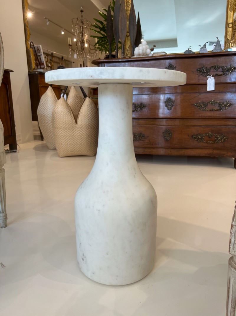White Marble Side Table - Image 4