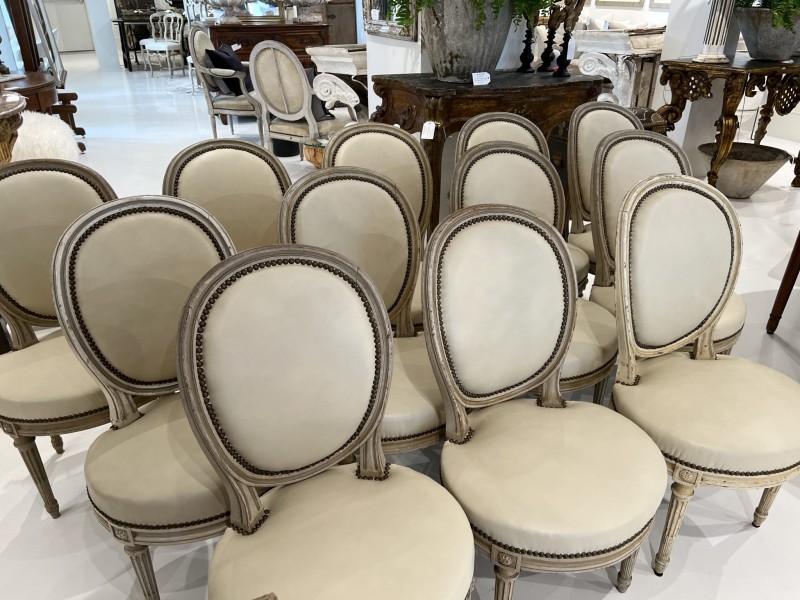 Set of 12 Oval Back Chairs with Leather - Image 4