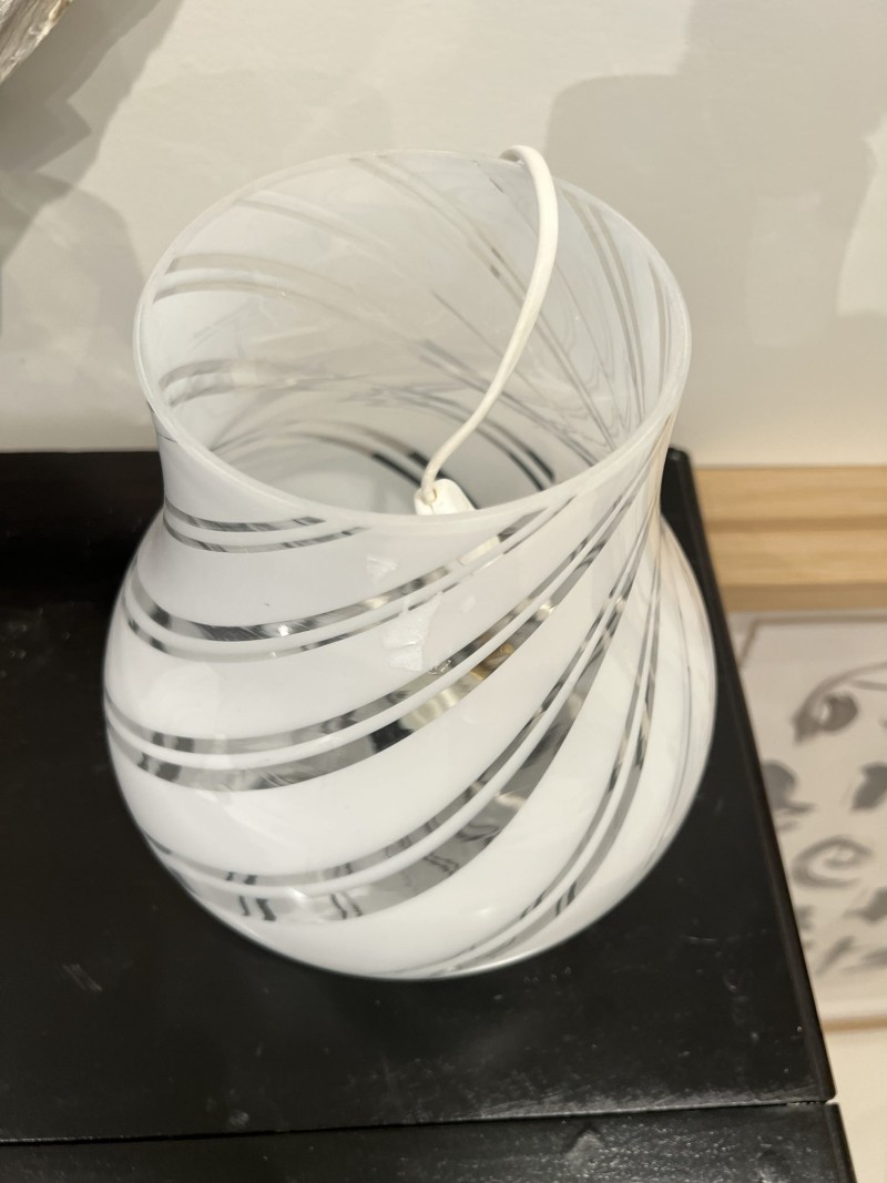 White Murano Lamp - Medium - Image 6