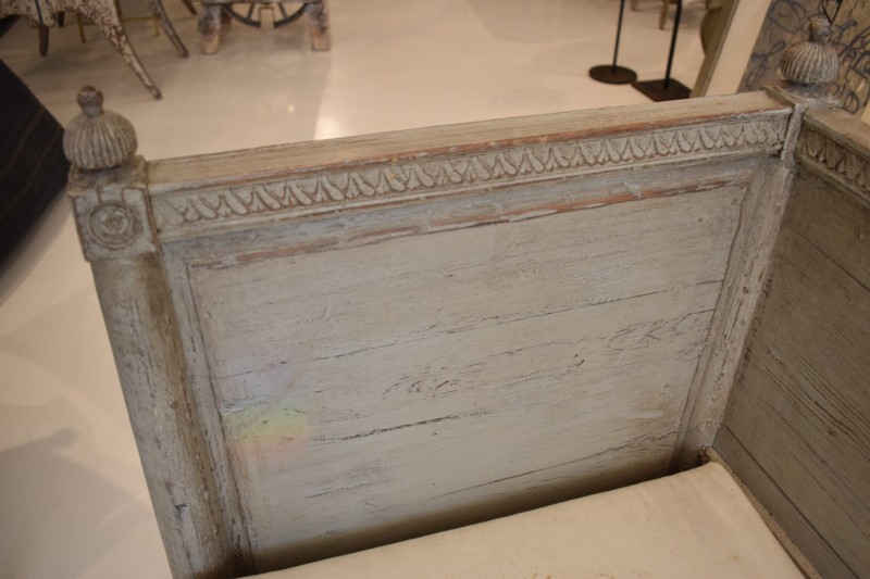Swedish Bench with Neoclassical Carving - Image 4