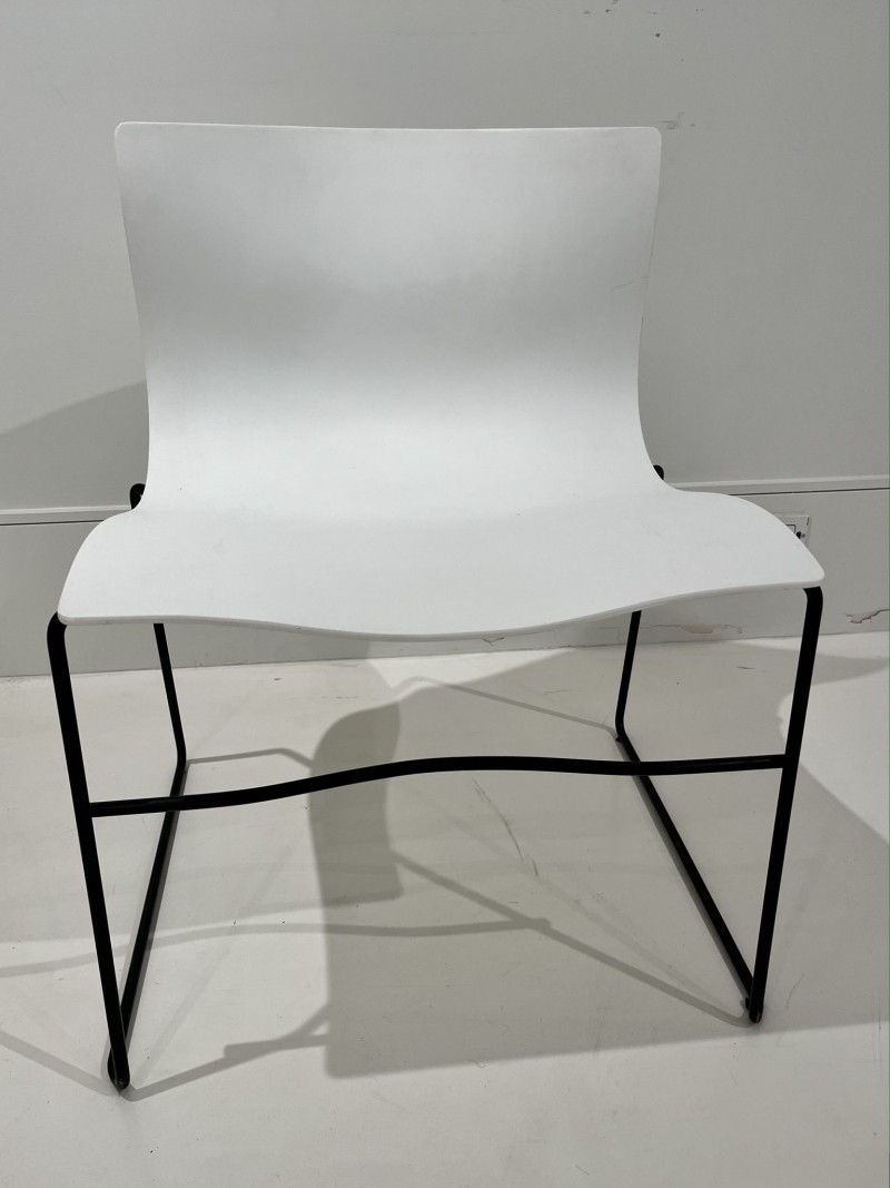 Set of 8 Massimo Vignelli for Knoll Handkerchief Chairs - Image 2