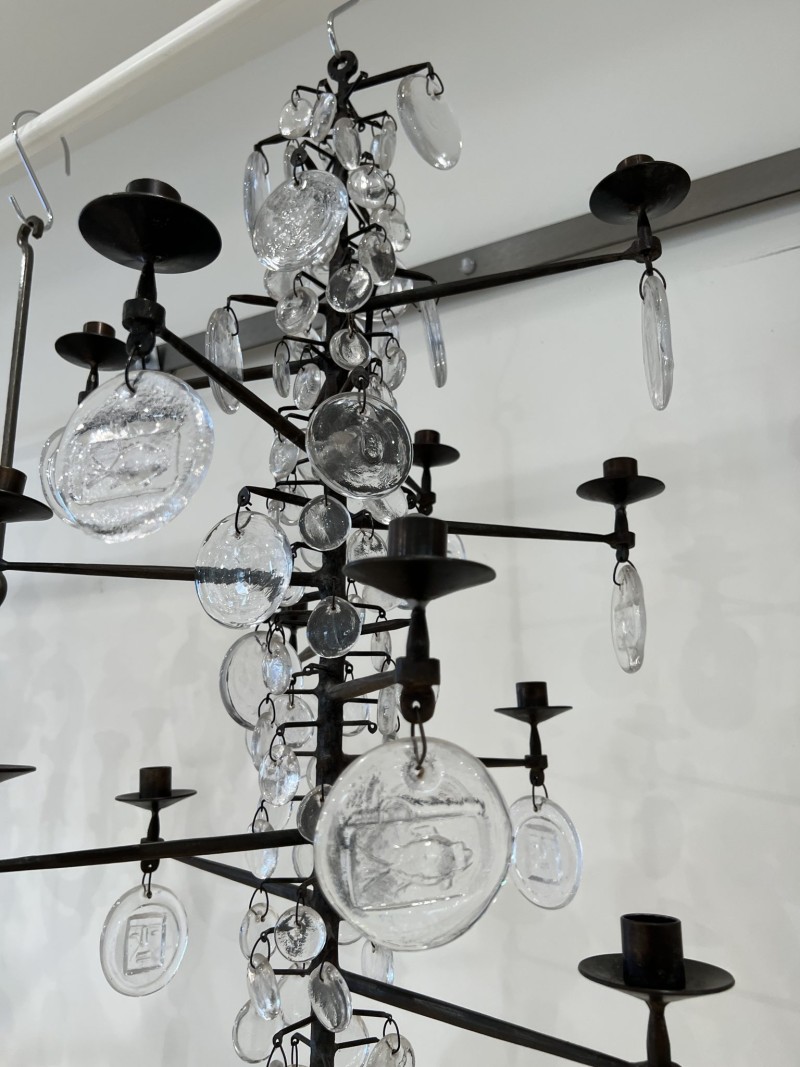 Mid-Century Swedish Erik Hoglund Iron & Glass 12 Light Chandelier - Image 7
