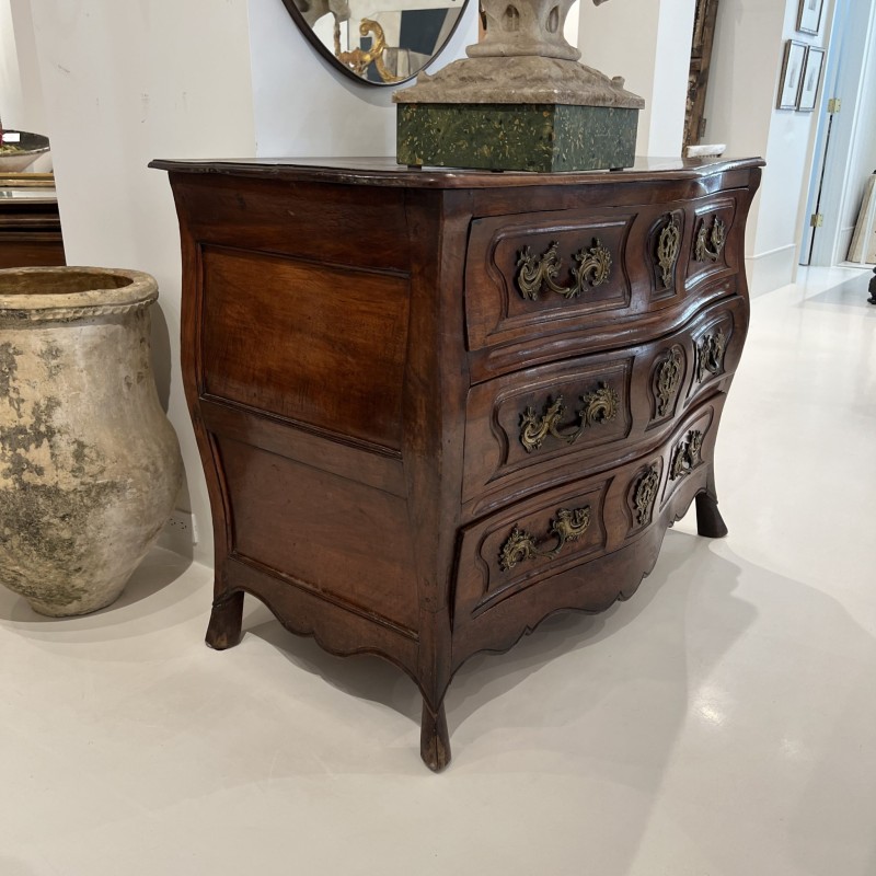 18th Century Louis XIV/XV Walnut Bombe Chest with Hoof Foot - Image 3