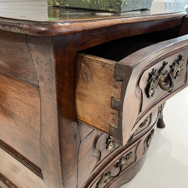 18th Century Louis XIV/XV Walnut Bombe Chest with Hoof Foot - Image 8