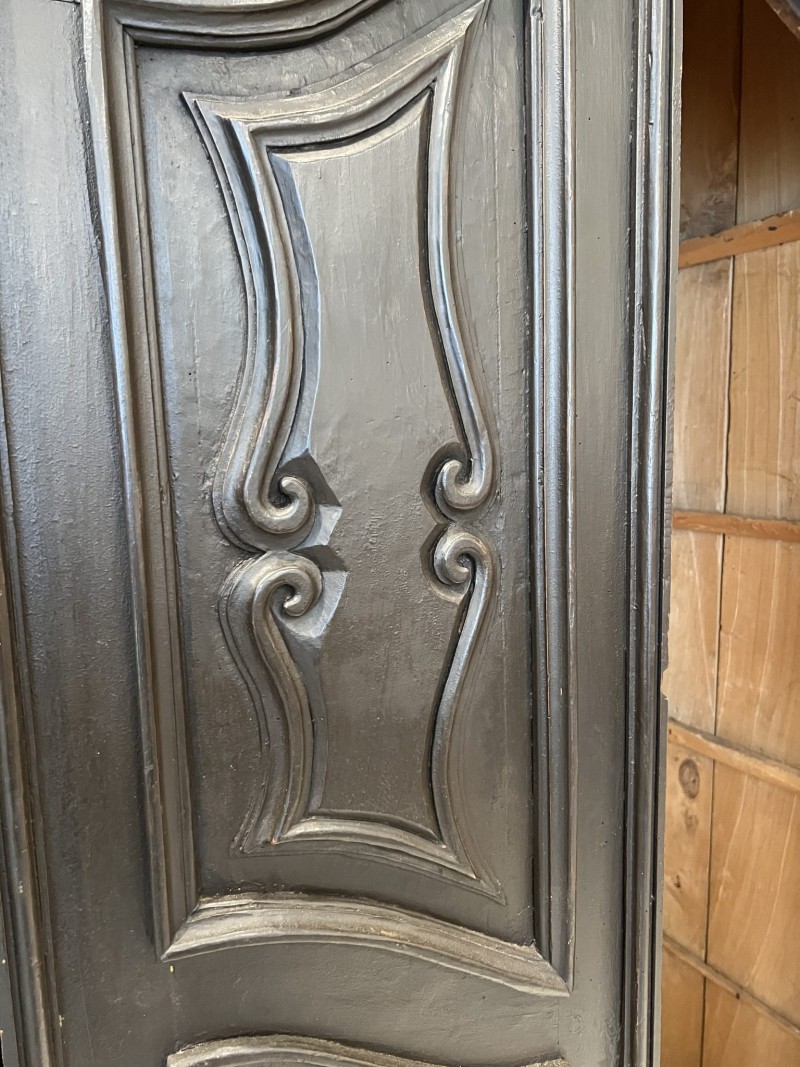18th Century Italian Black Armoire - Image 4