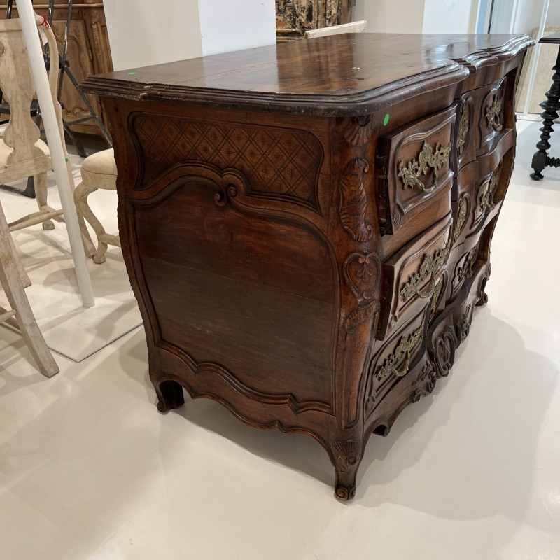 18th Century Walnut Commode from the Rhone Valley - Image 9