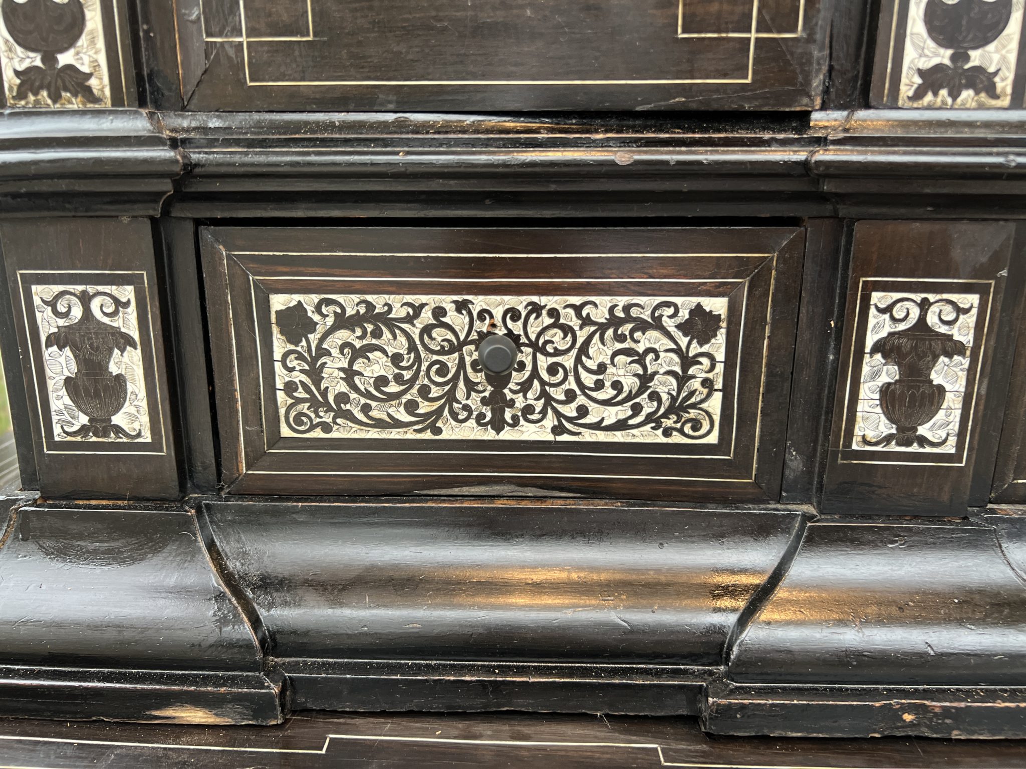 19th Century Italian Cabinet with Bone Inlay by Ferdinando Pogliani - Image 15
