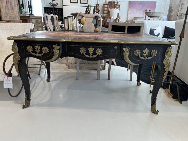 Louis XV Desk with Leather Top - Image 2