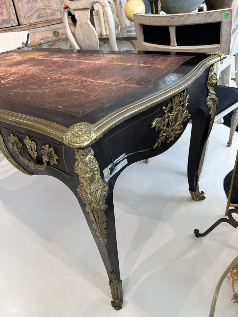 Louis XV Desk with Leather Top - Image 8