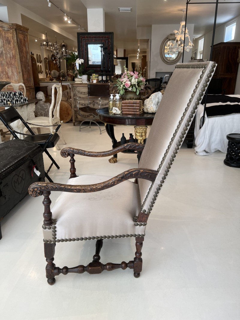 18th Century Louis XIII Style Arm Chair in Taupe Silk - Image 3