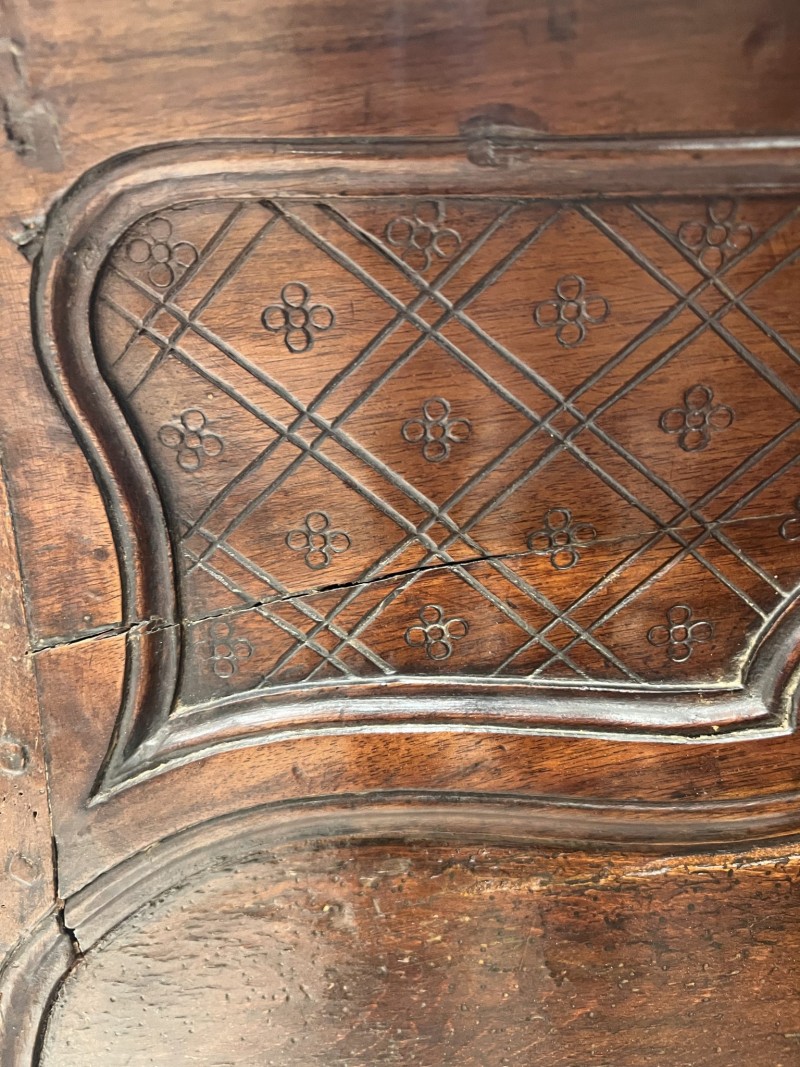 18th Century Walnut Commode from the Rhone Valley - Image 15