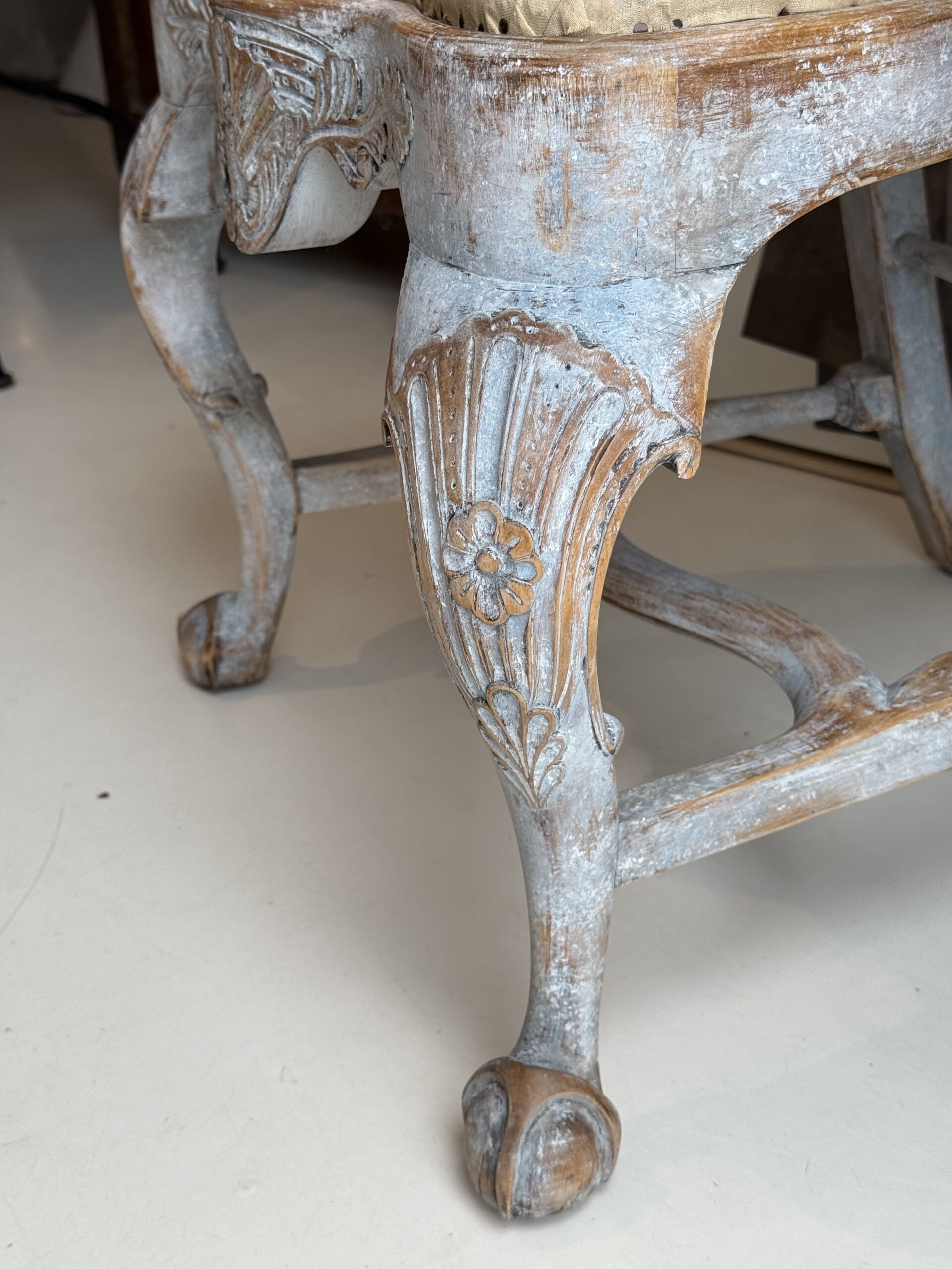 19th Century Swedish Rococo Set of 8 Dining Chairs - Image 15