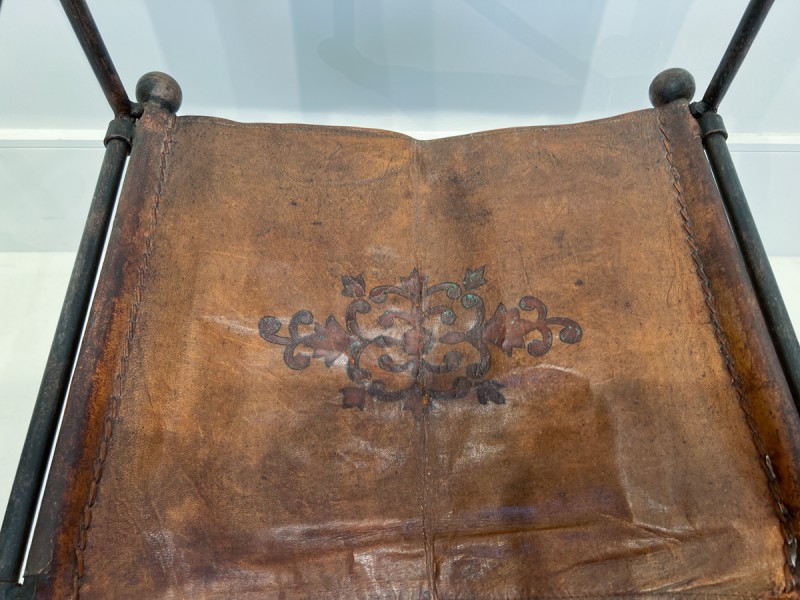 19th Century Leather Savonarola Chair with Iron - Image 5