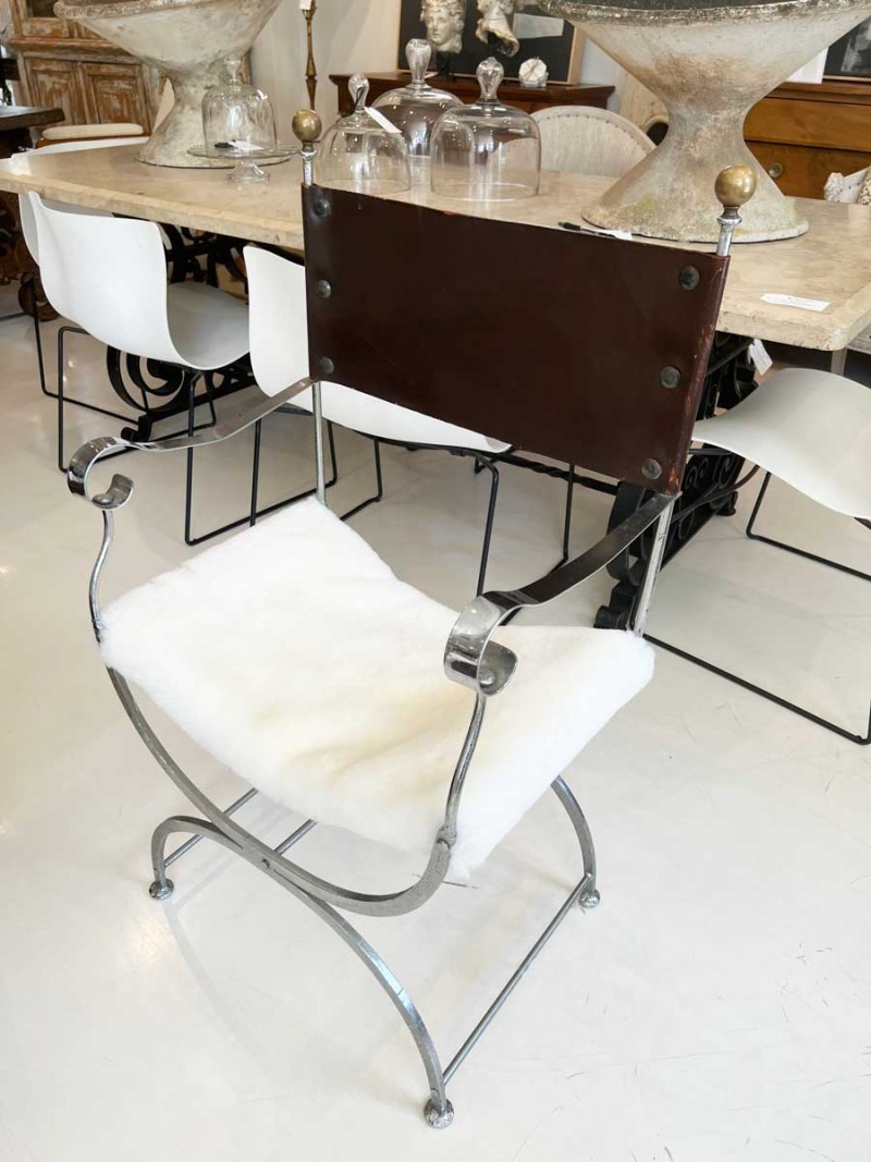 Pair of Savonarola Chairs with Fur Seat - Image 5