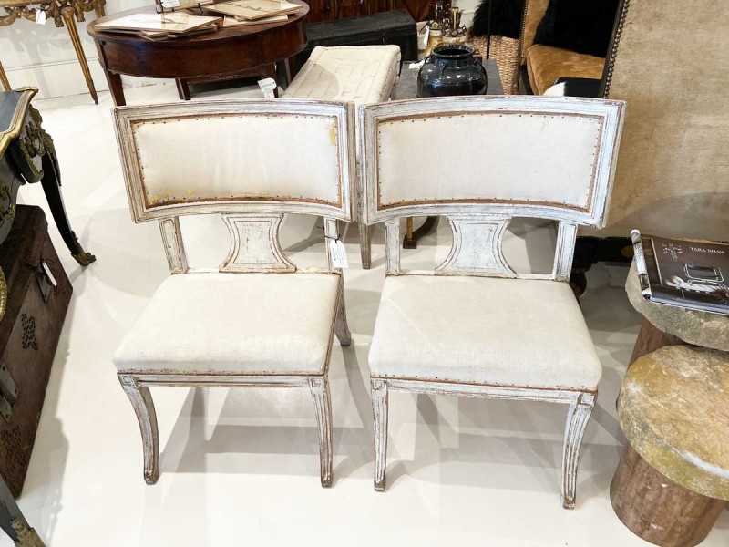 Pair of 18th Century Swedish Klismos Chairs - Image 9