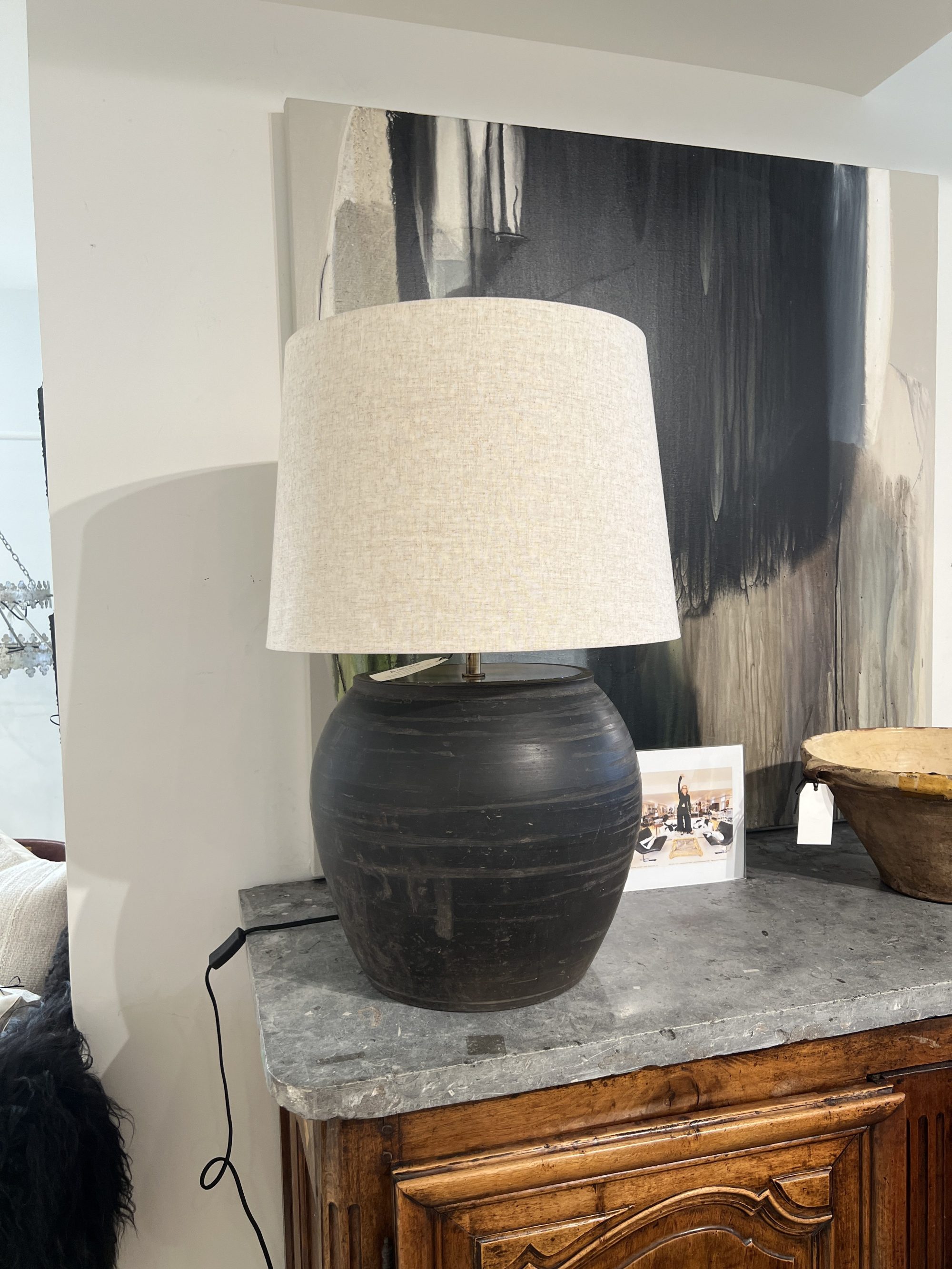 Cunmin Pot Table Lamp - Image 3