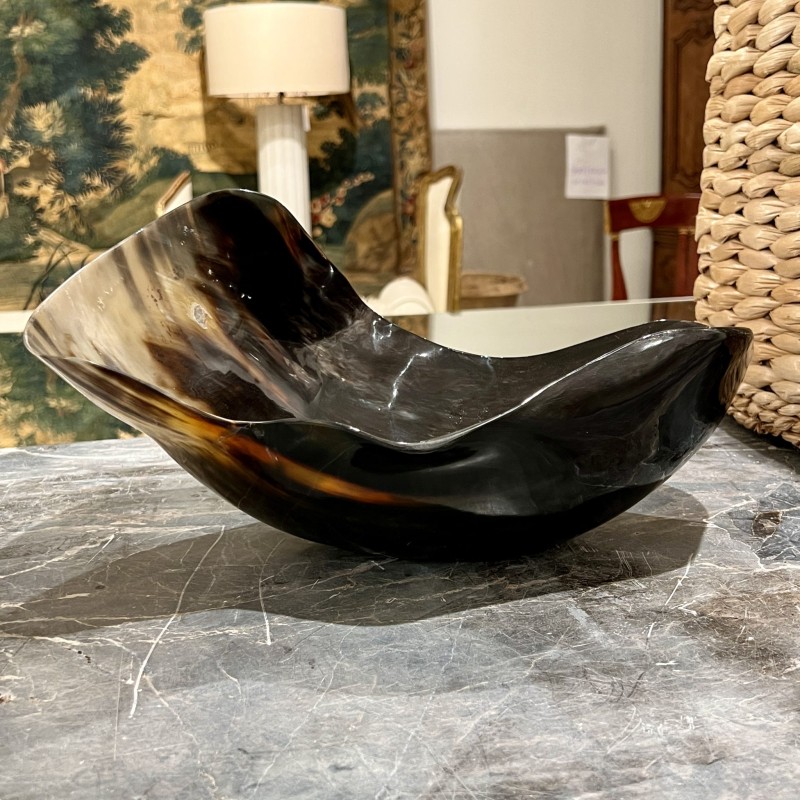 Large Cow Horn Bowl - Image 2