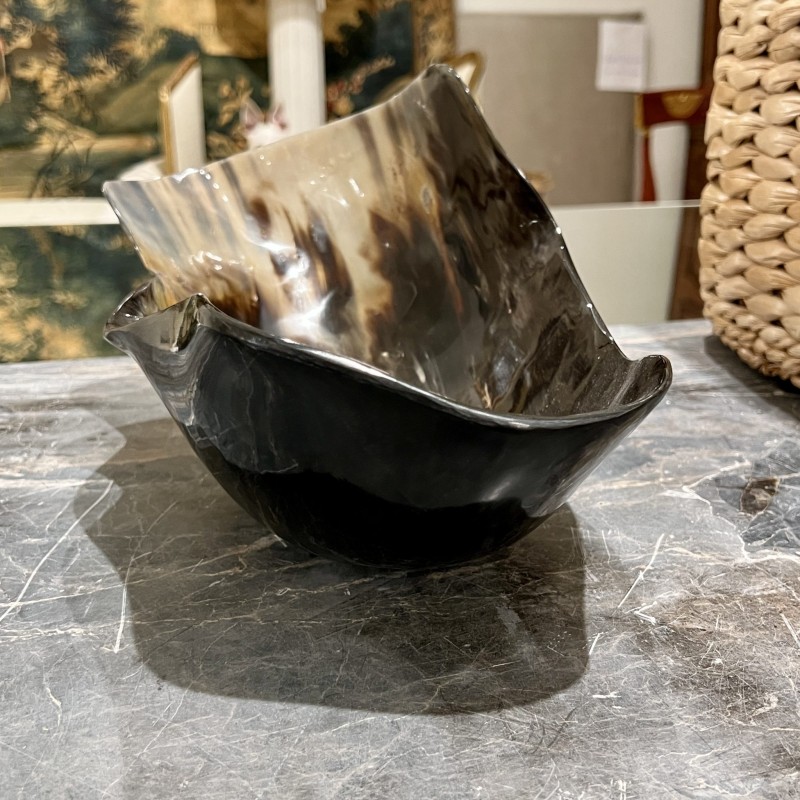 Large Cow Horn Bowl - Image 3