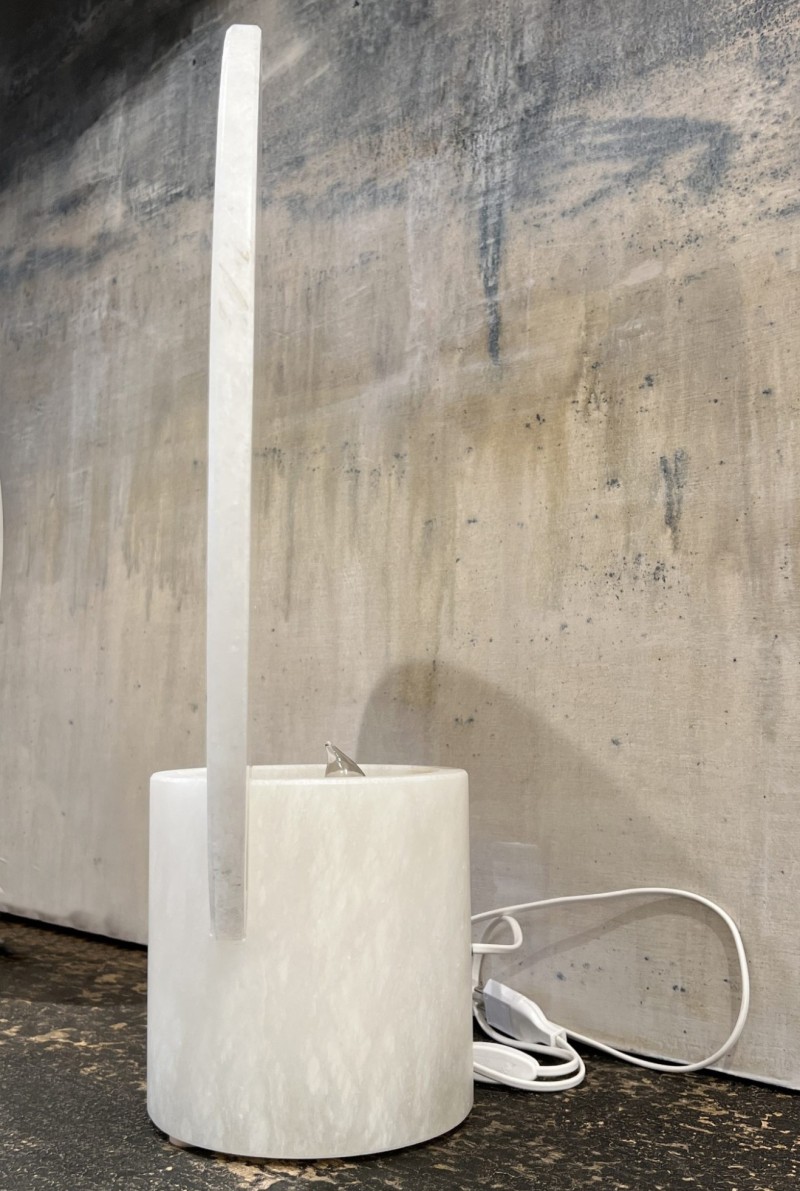 Large White Alabaster Disc Lamp - Image 8