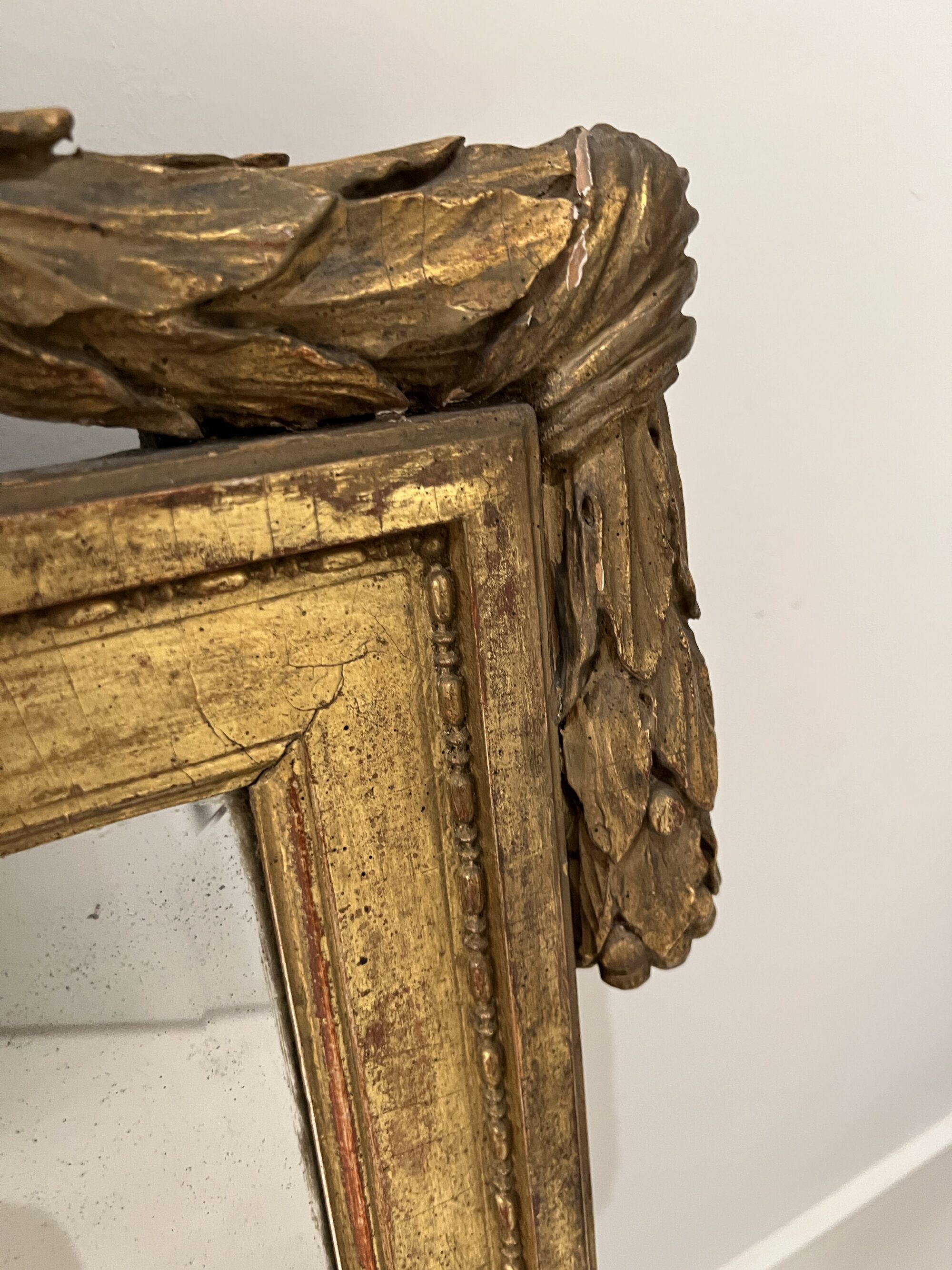 Italian Neoclassical Gilded Mirror - Image 2