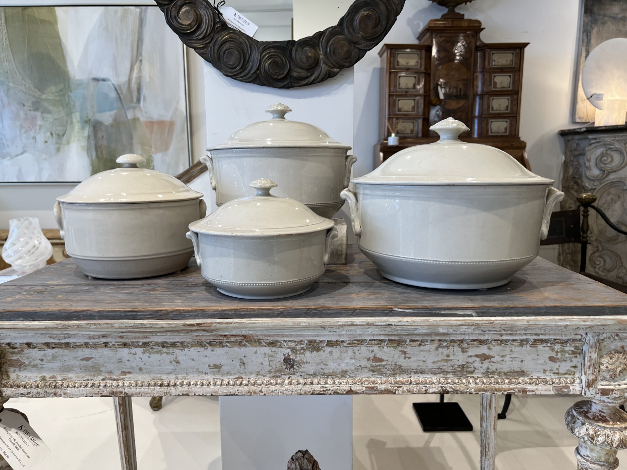 Set of 4 White Pots with Lids - Image 2