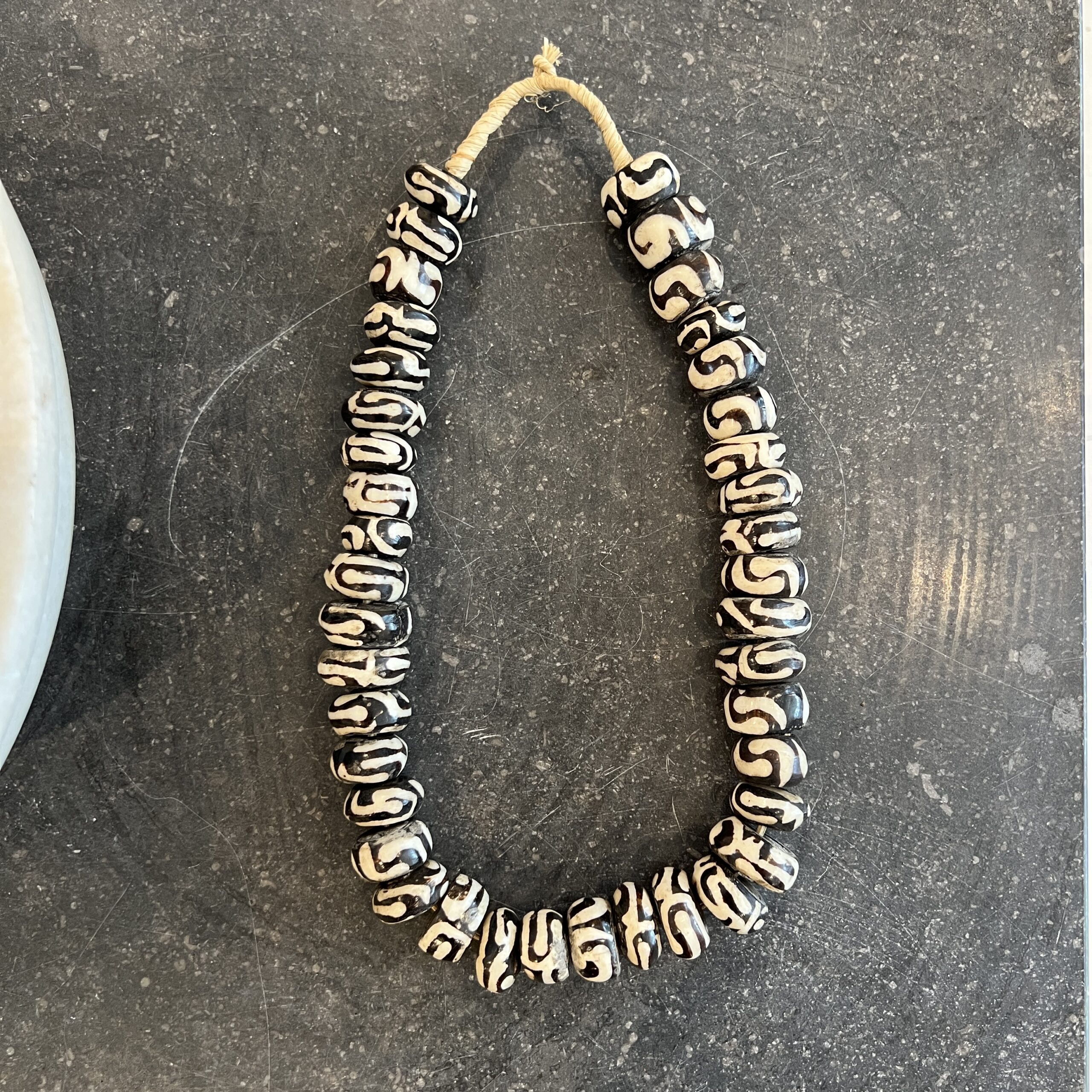 Black & White Bone Beads - Image 4