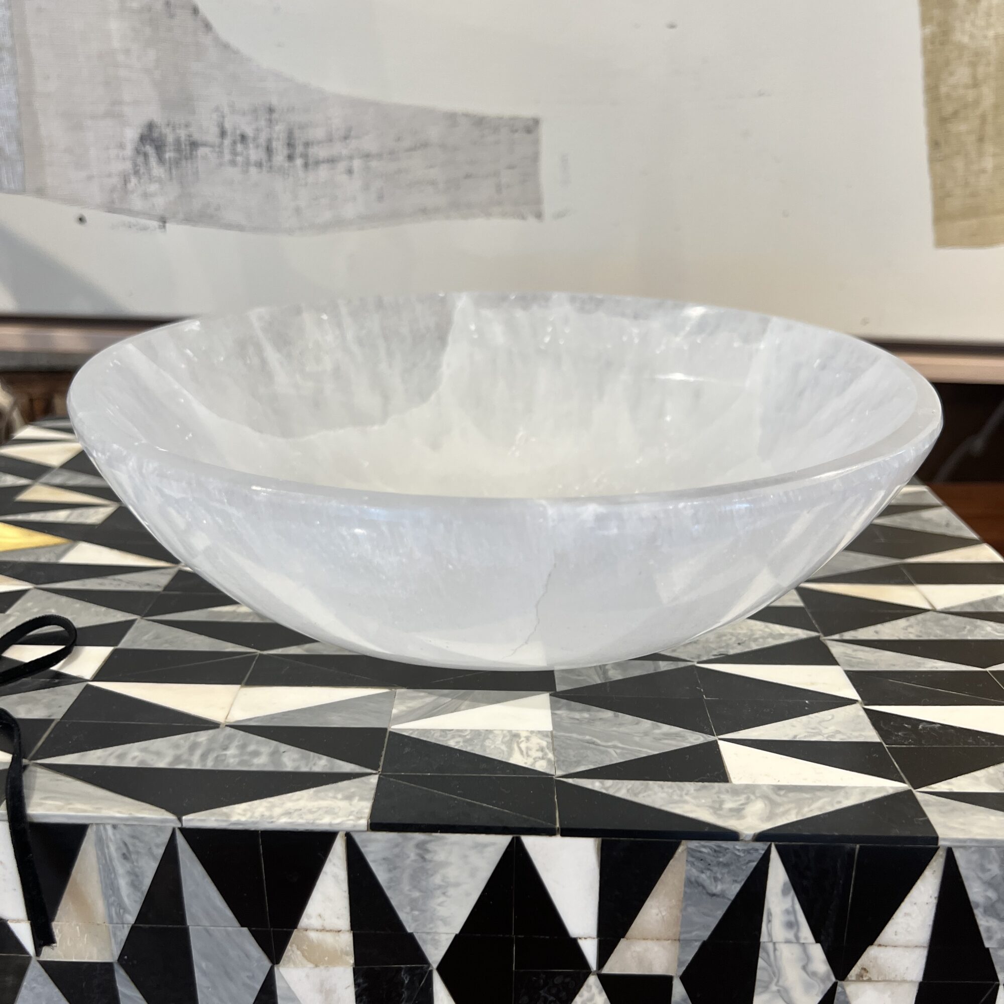 Selenite Round Bowl XL - Image 2