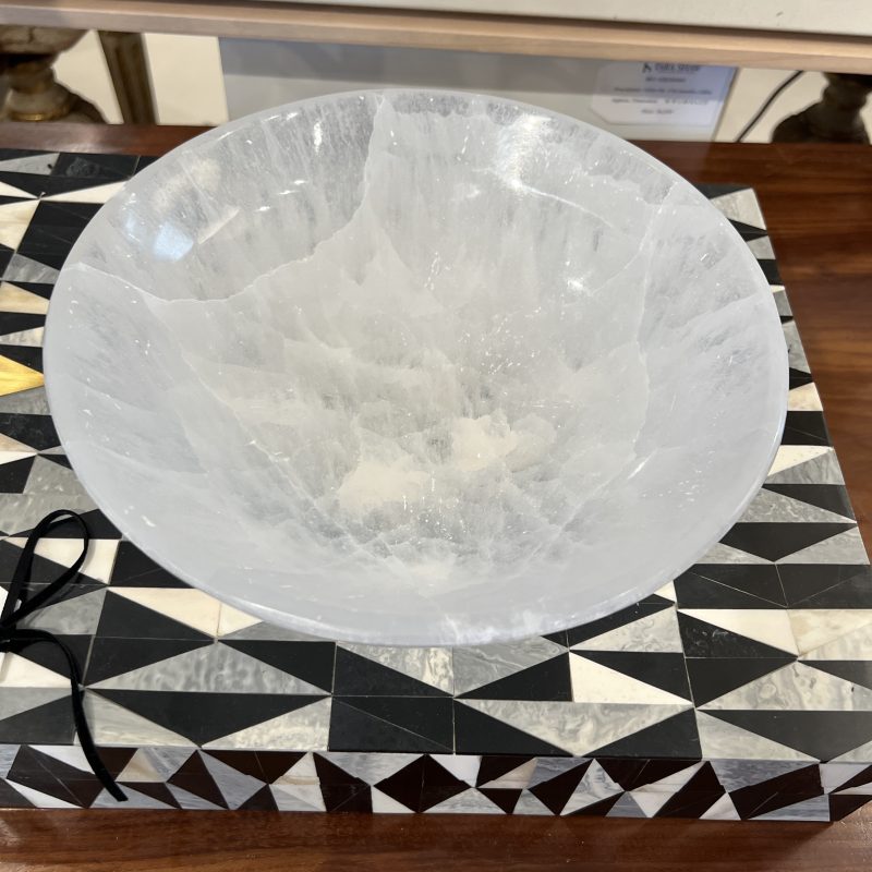 Selenite Round Bowl XL - Image 3