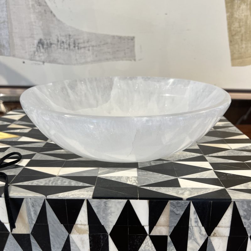 Selenite Round Bowl XL - Image 5