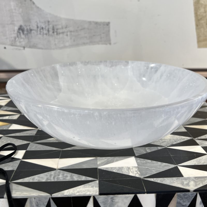 Selenite Round Bowl XL - Image 6