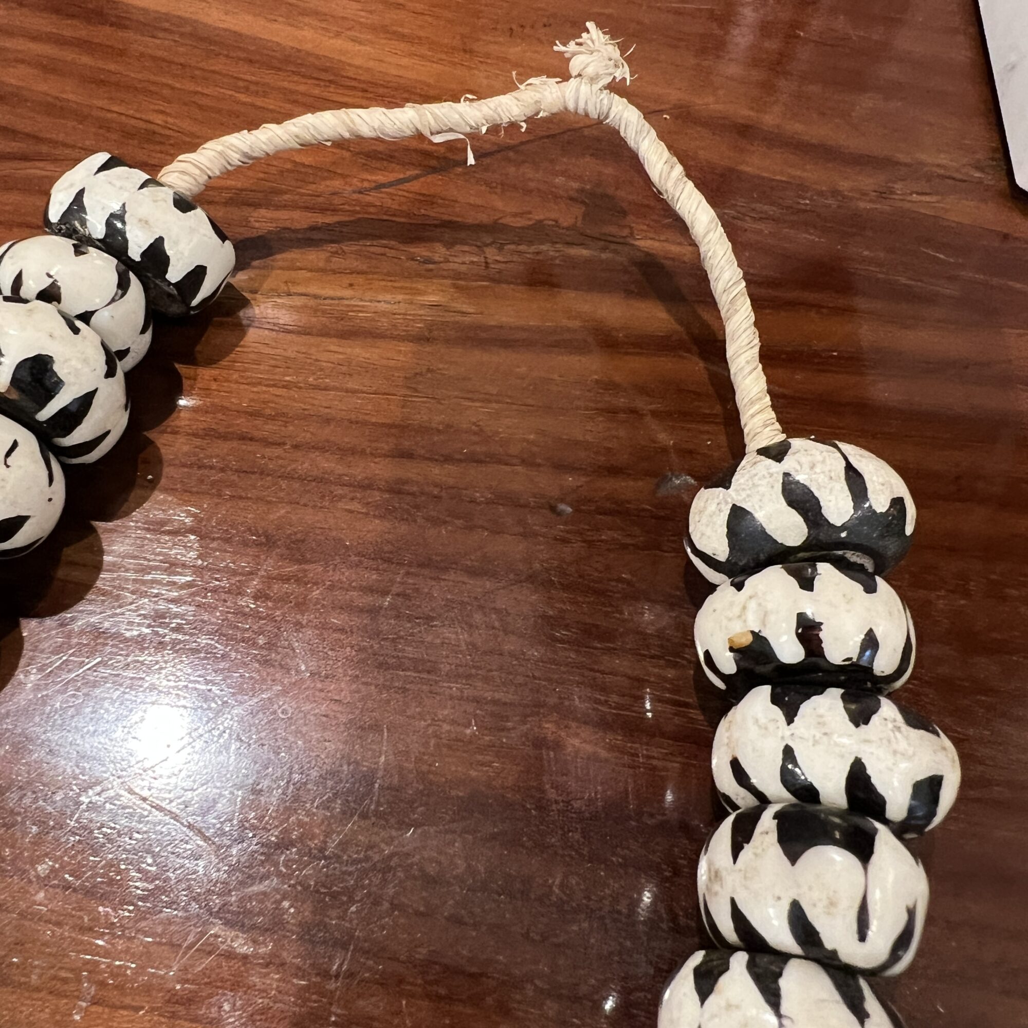 Black & White Bone Beads - Image 6