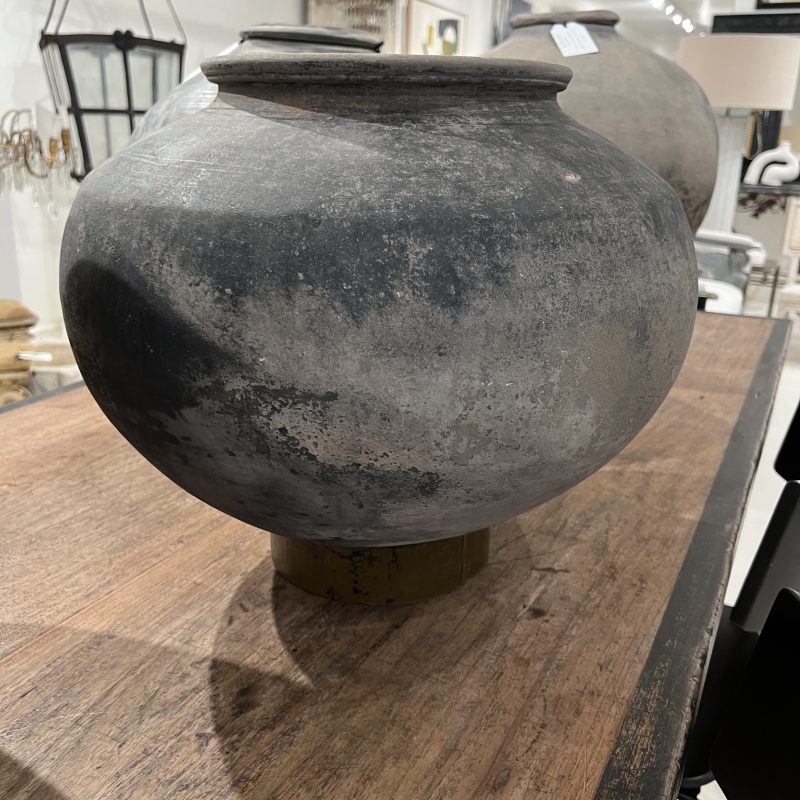 Mud Pot with Base L - Image 3