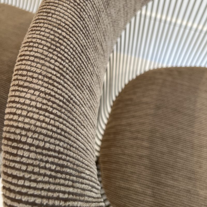 Pair of Platner Chairs - Image 7