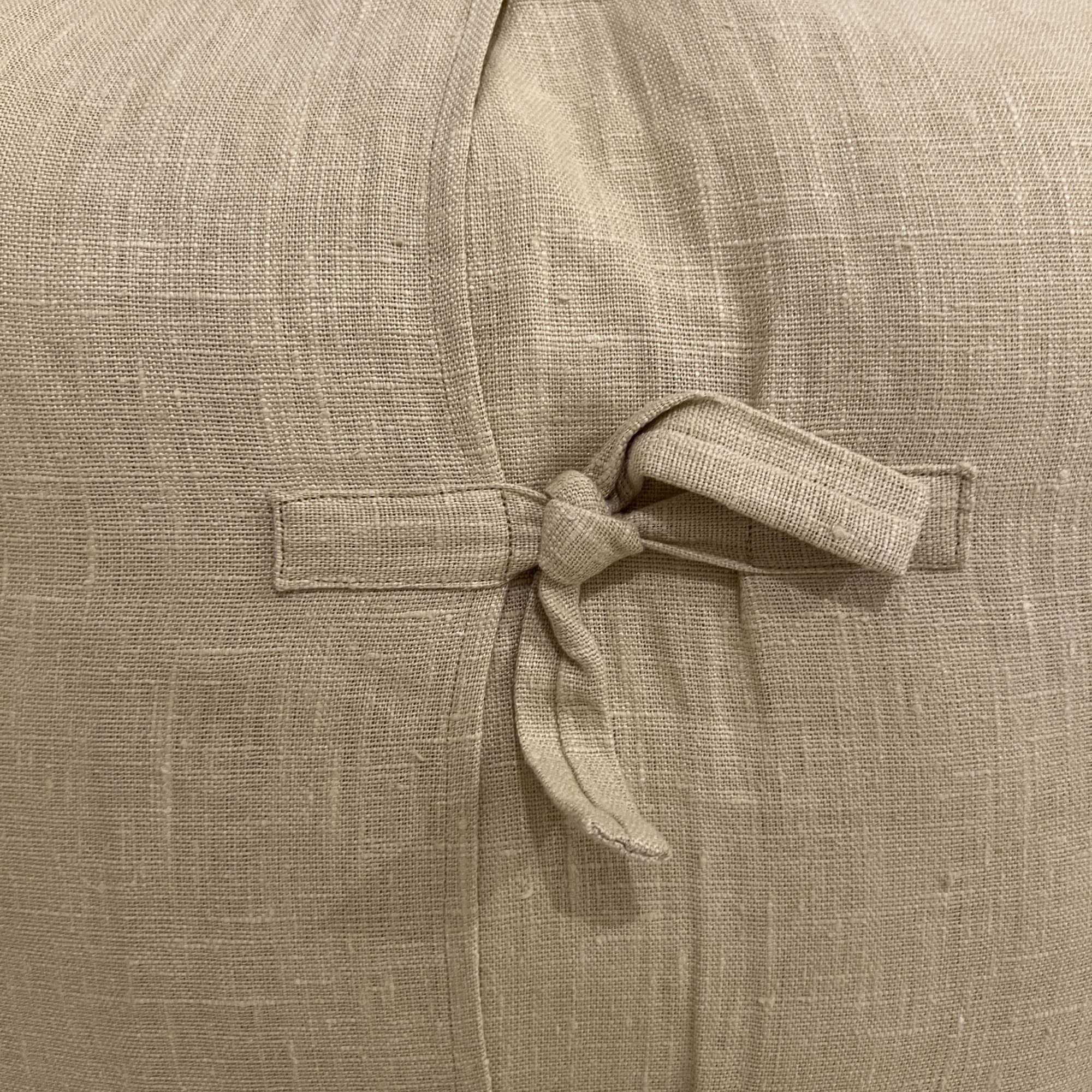 Fortuny Pillow (2 available) - Image 6