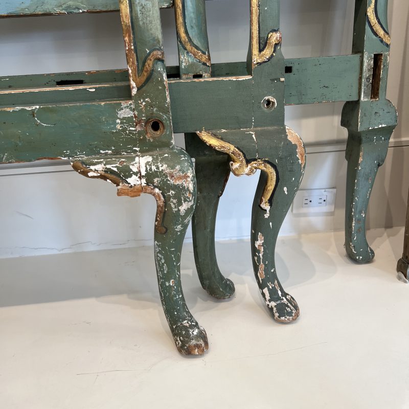 Venetian Style Pair of Painted & Parcel Gilt Twin Beds - Image 5
