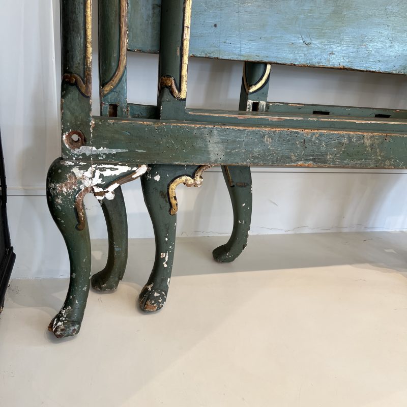 Venetian Style Pair of Painted & Parcel Gilt Twin Beds - Image 8