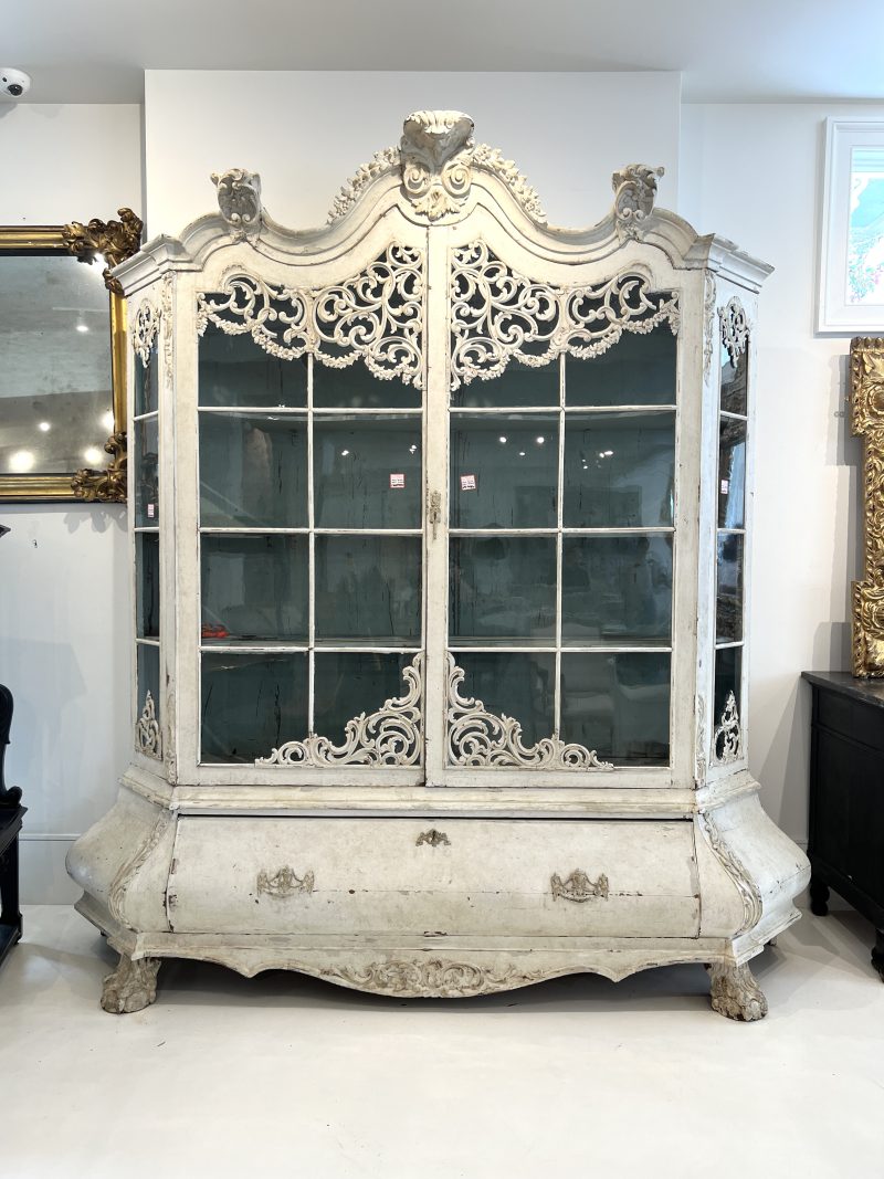 18th Century Dutch Bombe Antique Buffet Deux Corps from Holland - Image 2