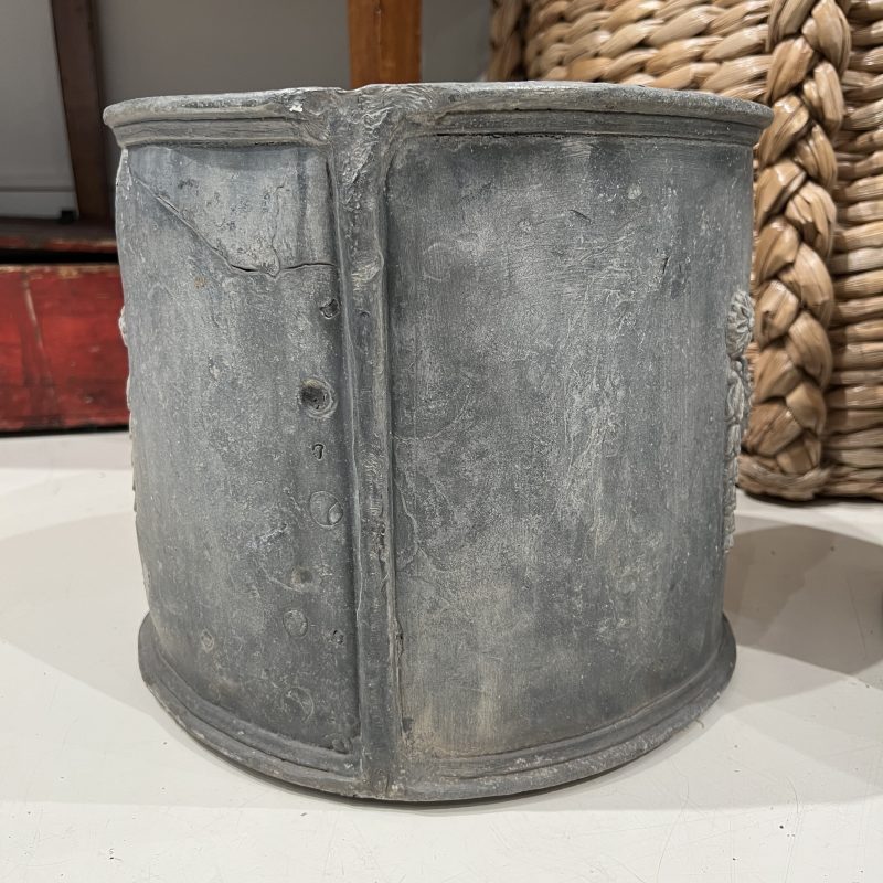 18/19th Century English Pr of Lead Antique Planters w/Amphorae & Garland Relief - Image 5