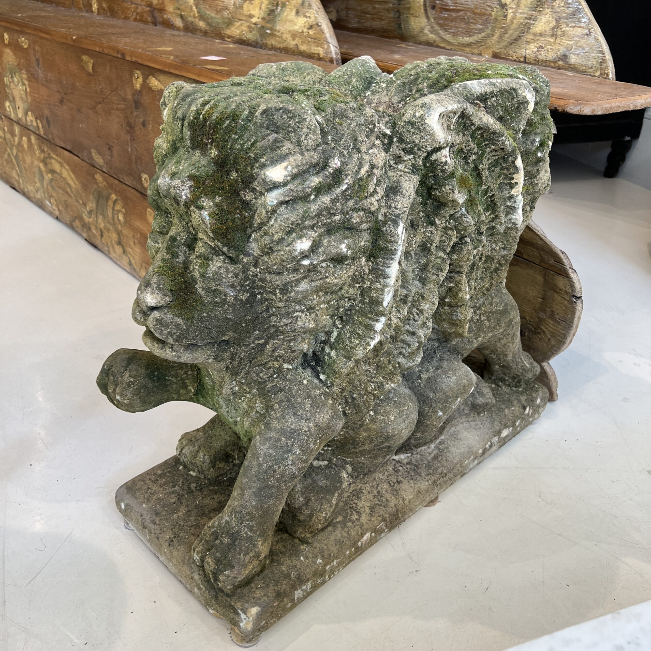 Antique French Double-Faced Winged Lion in Stone - Image 5