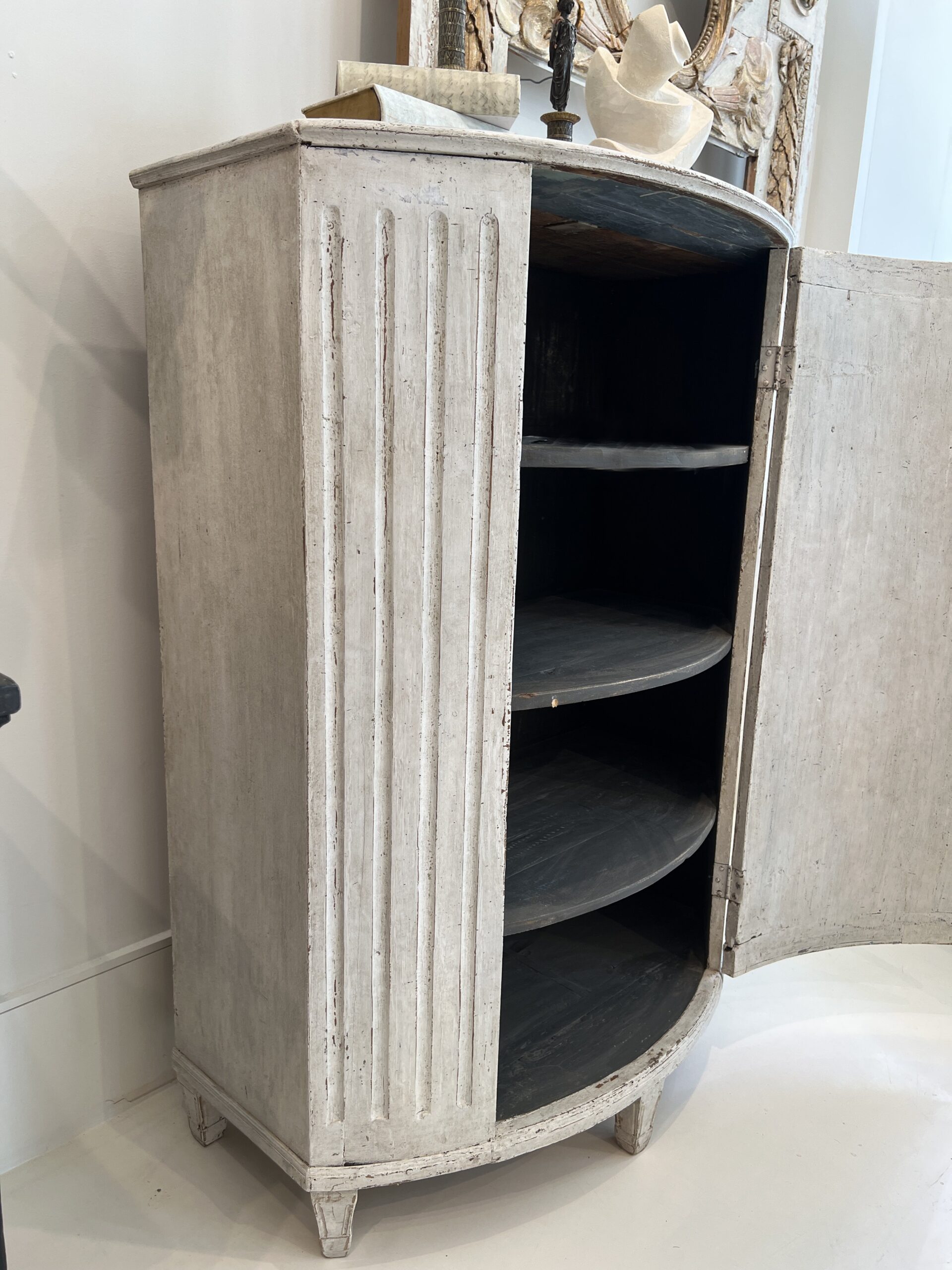 19th Century Swedish Tall Antique Cabinet with Curved Reeded Front - Image 8