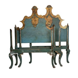 Venetian Style Pair of Painted & Parcel Gilt Twin Beds