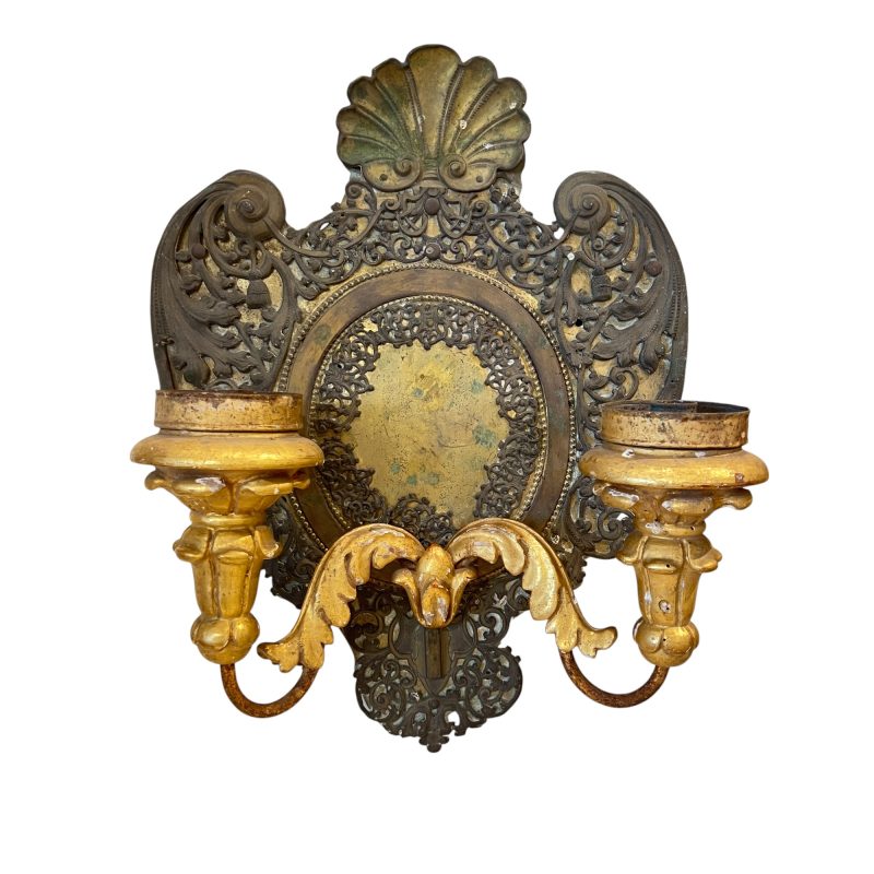 19th Century Italian Pair of Tole & Gilded Wood Sconces - Image 2