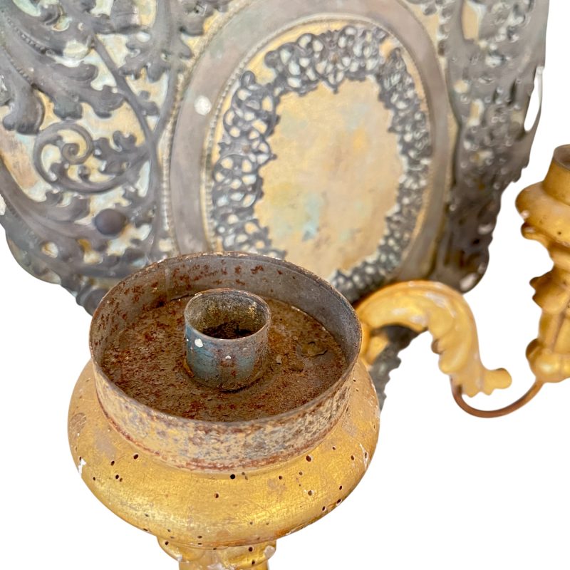 19th Century Italian Pair of Tole & Gilded Wood Sconces - Image 6