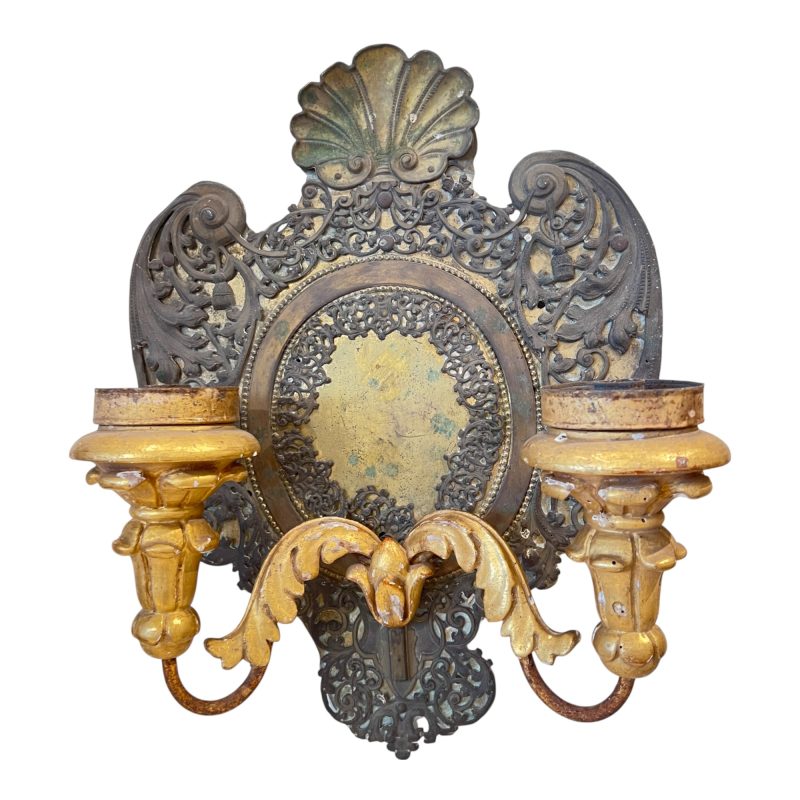 19th Century Italian Pair of Tole & Gilded Wood Sconces - Image 3