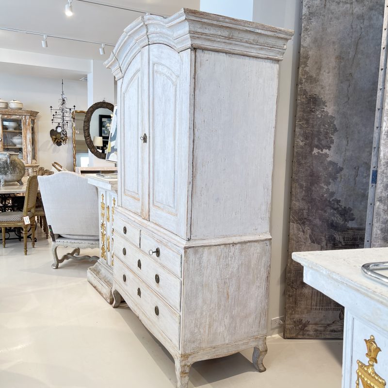 19th Century Swedish Rococo White Antique Buffet Deux Corps - Image 9