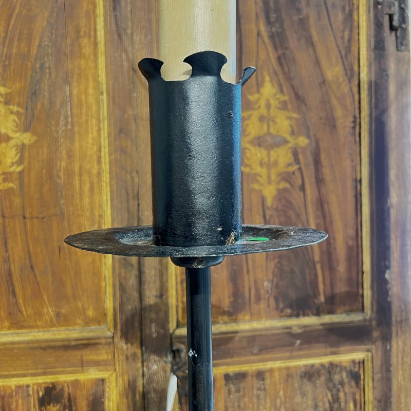 Antique Spanish Pair of Black Iron Antique Floor Lamps - Image 2