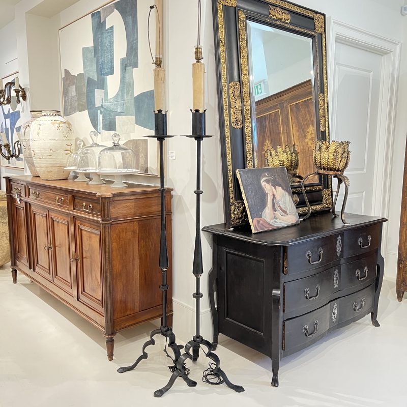 Antique Spanish Pair of Black Iron Antique Floor Lamps - Image 3