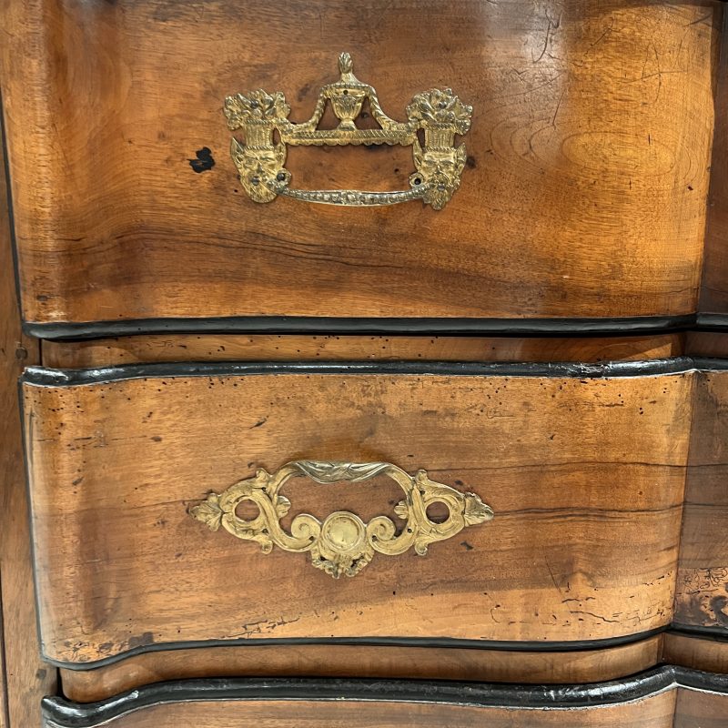 18th Century French Walnut Antique Chest from Bordeaux - Image 6